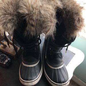 Sorel waterproof winter boots